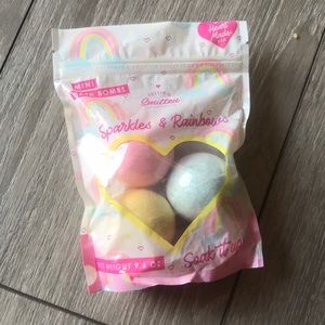 Feeling Smitten Bath Bomb